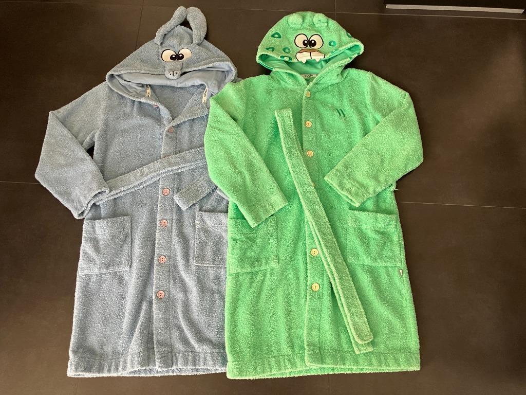 2x Woody badjas - maat 140 - (Tweeling), Kinderen en Baby's, Nacht- of Onderkleding, Jongen of Meisje, Ophalen of Verzenden, Zo goed als nieuw
