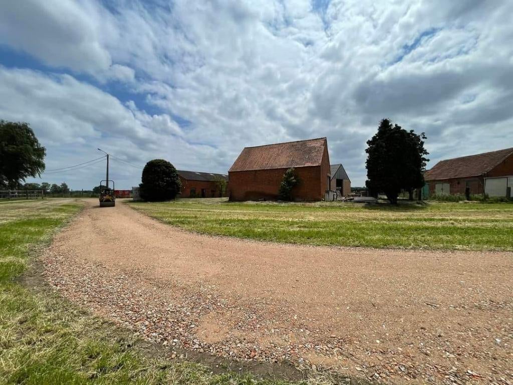 Hoeve op idyllische plek, Immo, Overige soorten, 800 m², Verkoop zonder makelaar, 1500 m² of meer