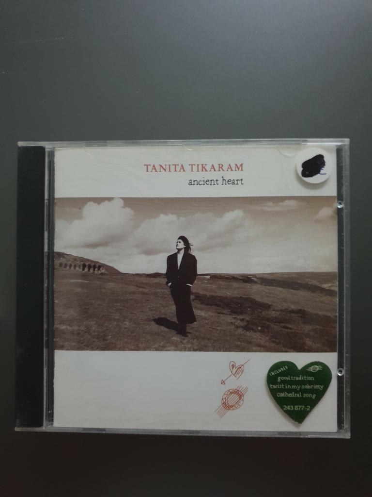 Tanita Tikaram, Enlèvement ou Envoi, Comme neuf