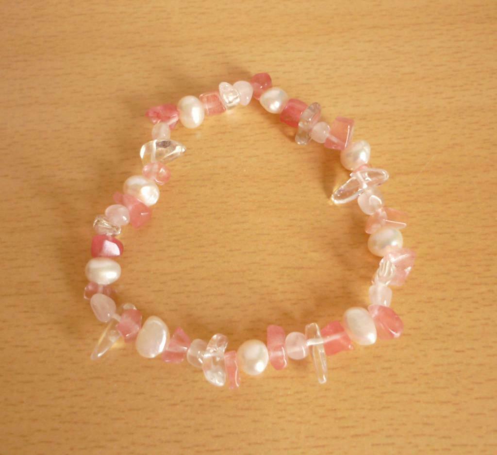 Armband met roze halfedelstenen en witte parels NIEUW, Enlèvement ou Envoi, Neuf, Rose