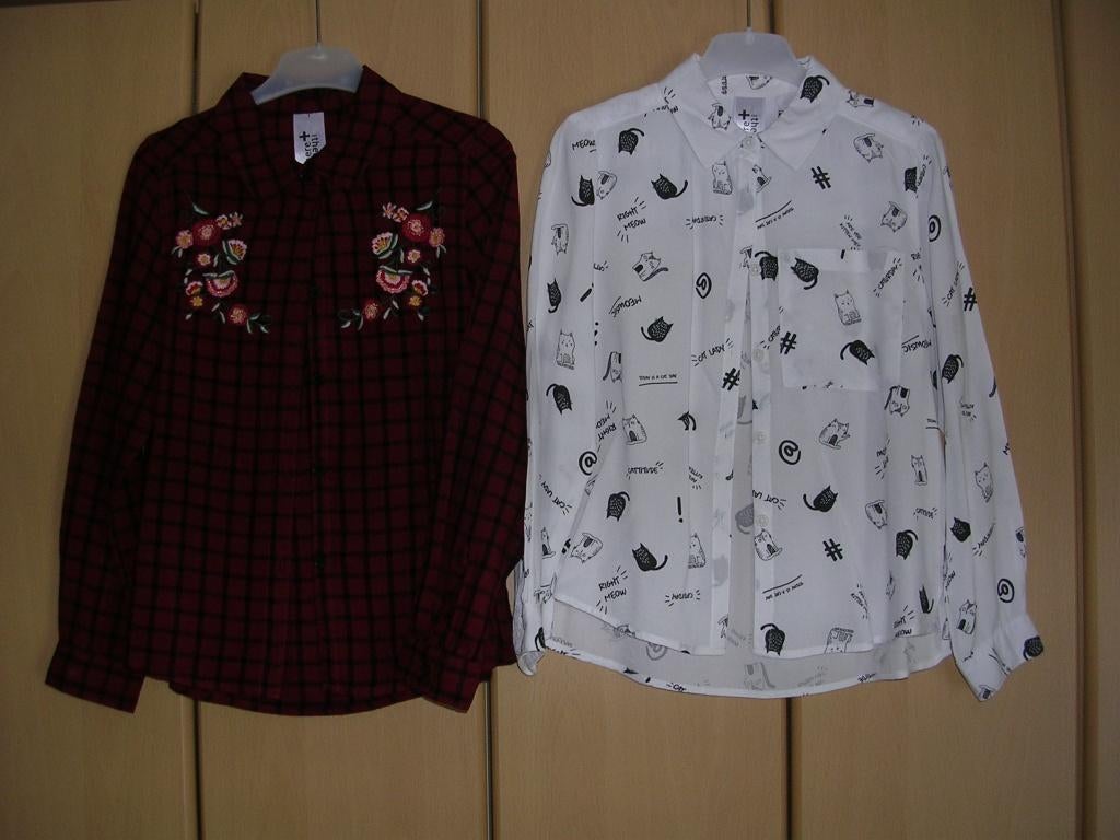 2 mooie meisjes bloesjes. Maat 122-128, Kinderen en Baby's, Kinderkleding | Maat 122, C&A, Meisje, Overhemd of Blouse, Ophalen of Verzenden