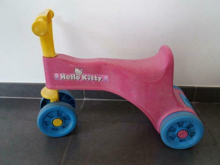 roos loopfietsje - Hello Kitty, Enlèvement, Utilisé