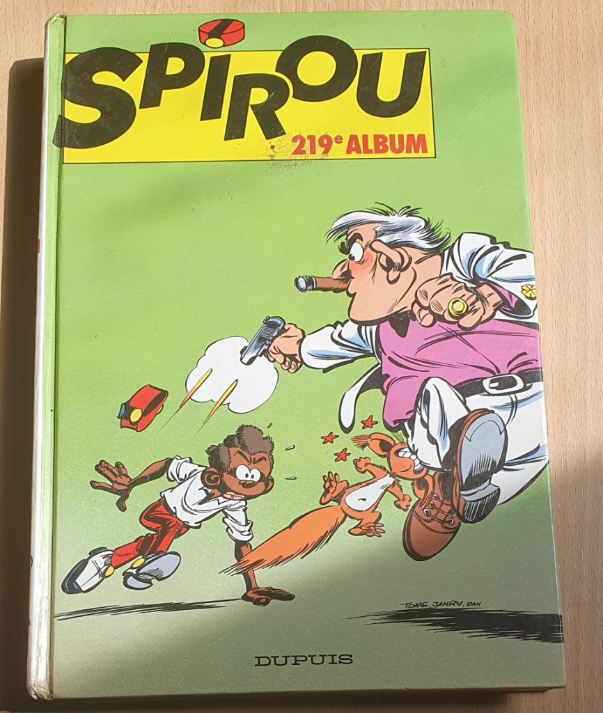 219 . Spirou album du journal, Gelezen, Eén stripboek, Ophalen of Verzenden, Dupuis