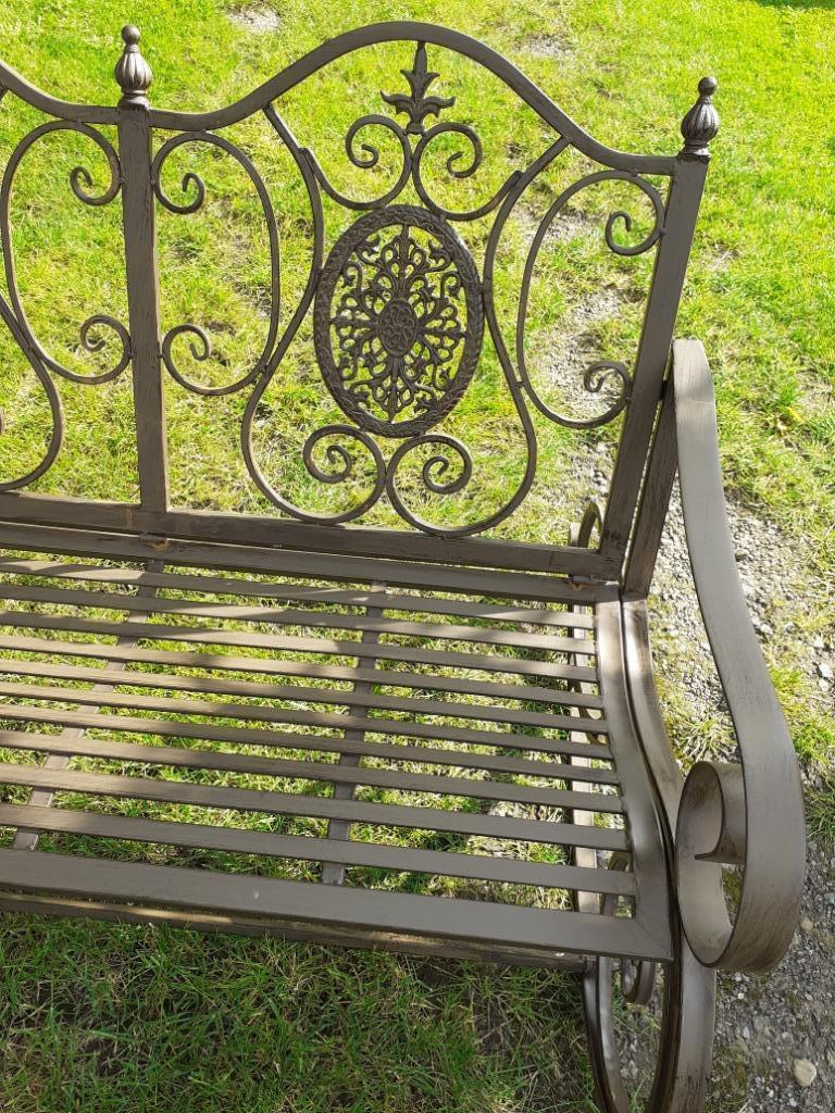 SCHOMMELSTOEL, SMEEDIJZEREN TUINBANK MET PATINA, Ophalen, Aluminium