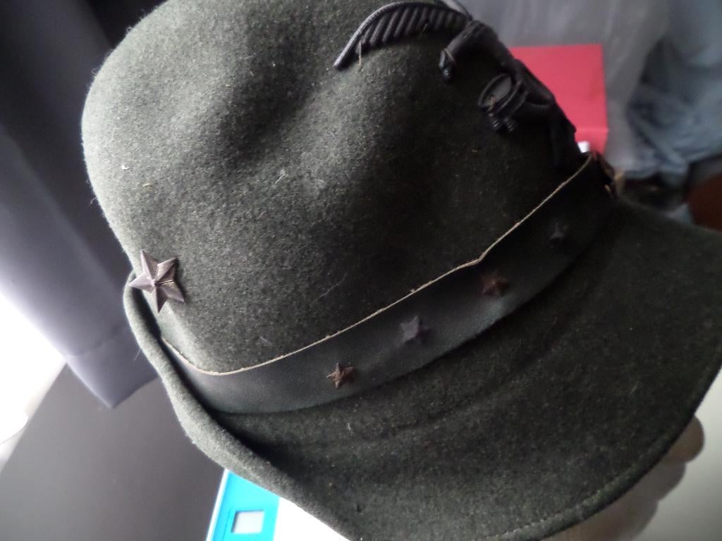KAPSEL ALPINE HUNTERS ITALIË, Ophalen, Landmacht, Helm of Baret