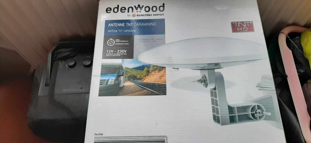 antenne, boussole,satellite,câble d'antenne, Caravanes & Camping, Enlèvement, Comme neuf