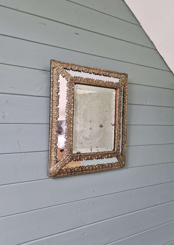 Miroir à parcloses, verre au mercure, XIXe siècle., Antiquités & Art, Enlèvement ou Envoi