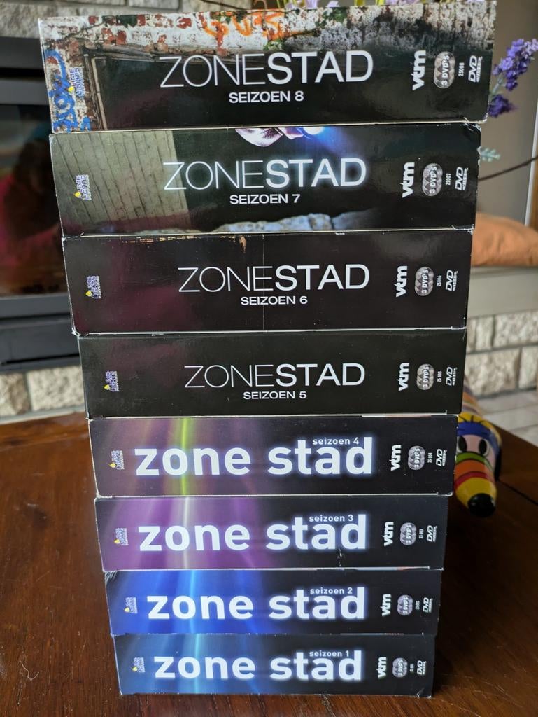 complete dvd reeks Zone Stad -  seizoen 1 t/m 8, Enlèvement ou Envoi