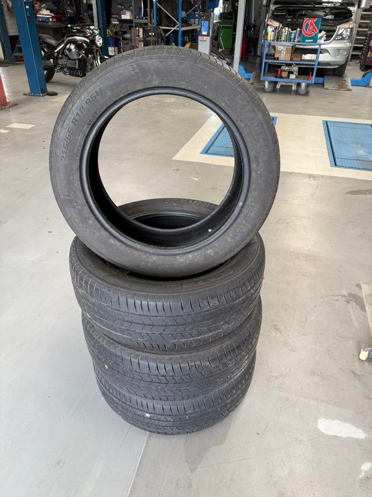 Zomerbanden Kumho Ecsta HS51 215/55 R18 95H, Enlèvement