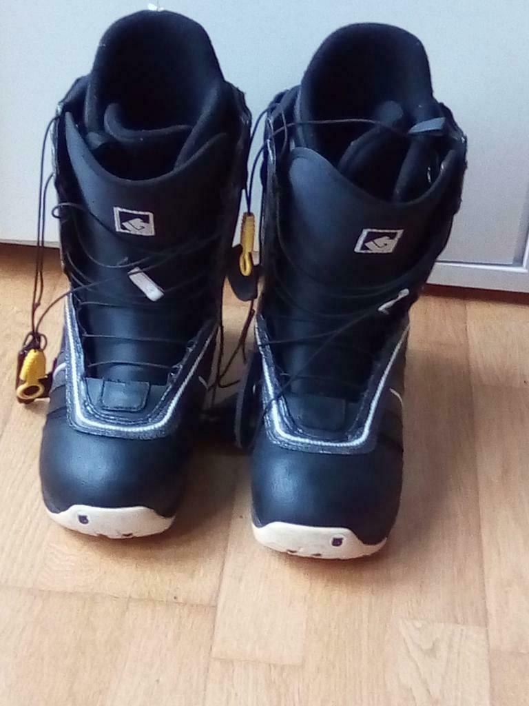 Snowboardschoenen maat 42,5, Ophalen of Verzenden, Zo goed als nieuw, Schoenen