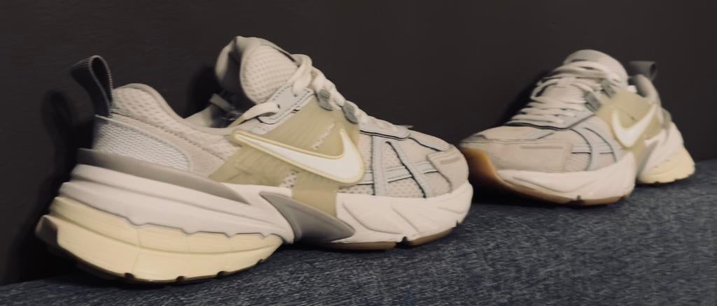 Chaussure Nike taille 40, Enlèvement ou Envoi, Nike, Comme neuf, Blanc