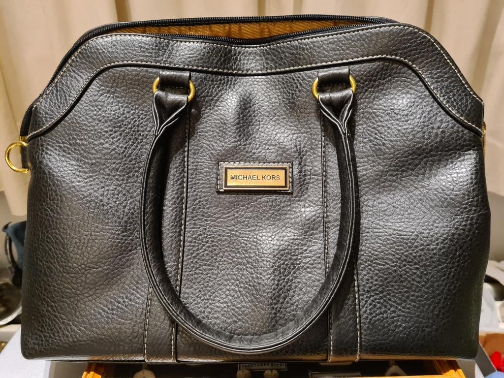 Sac à main Michael Kors noir, Enlèvement ou Envoi, Comme neuf, Noir, Sac à main
