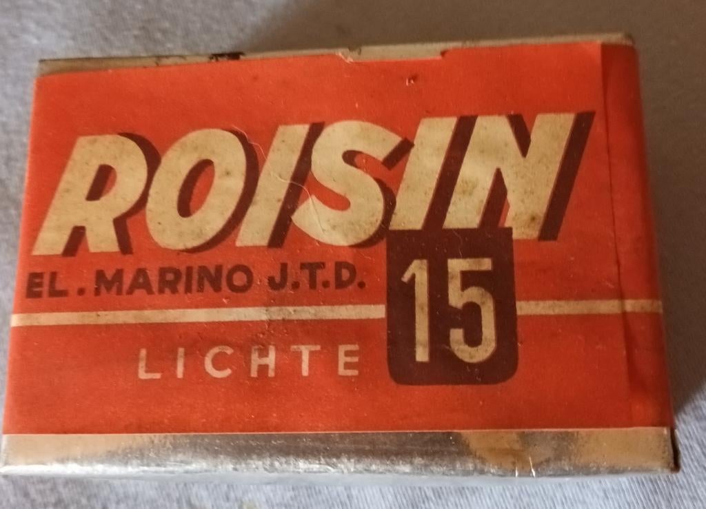 Roisin 15 tabak etalage pakje, Verzamelen, Ophalen of Verzenden, Zo goed als nieuw
