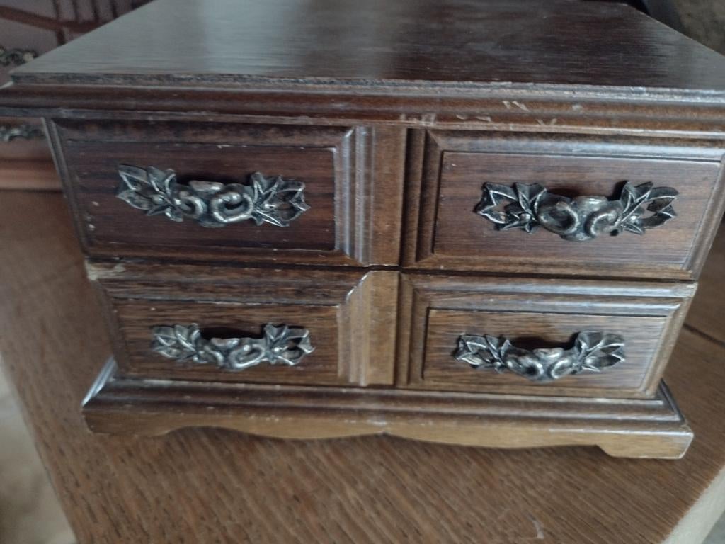 2 Boîtes à bijoux en bois, Bijoux, Sacs & Beauté, Enlèvement ou Envoi, Utilisé