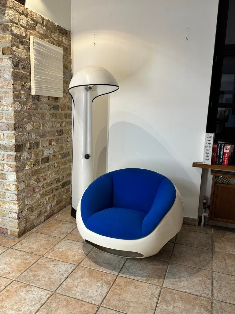 Mario Sabot, pod stoel, Antiek en Kunst, Kunst | Designobjecten, Ophalen of Verzenden
