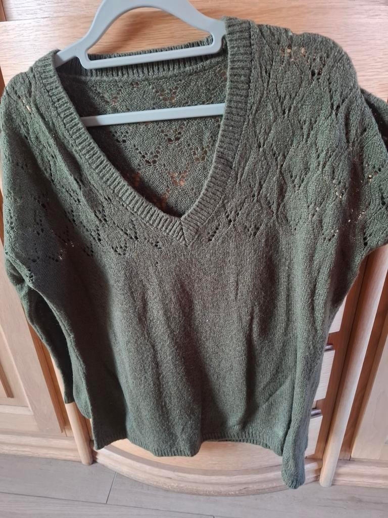 Pull ajouré kaki Mika Elles TU, Kleding | Dames, Truien en Vesten, Zo goed als nieuw, Maat 38/40 (M), Ophalen of Verzenden