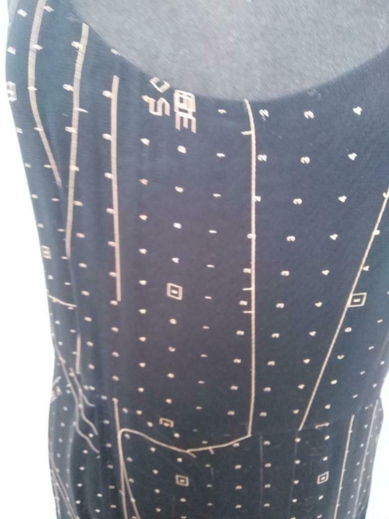 Moschino lange jurk in laagjes. Italiaanse 46, Kleding | Dames, Ophalen of Verzenden, Zo goed als nieuw