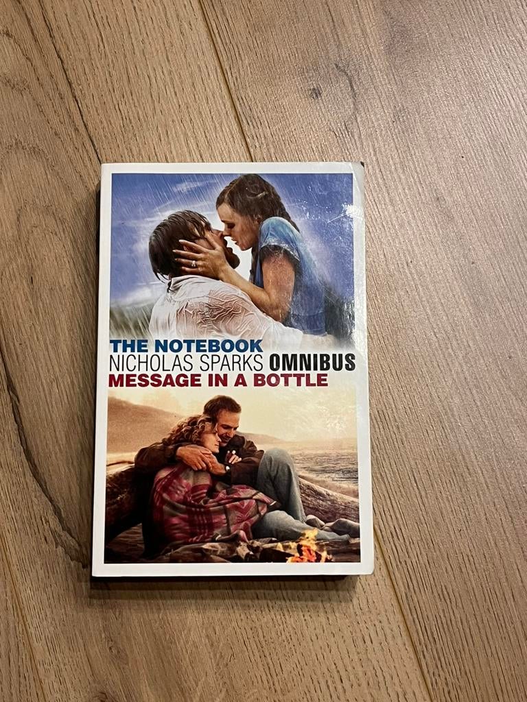Nicholas Sparks - The notebook; Message in a bottle, Ophalen of Verzenden, Gelezen, Nicholas Sparks