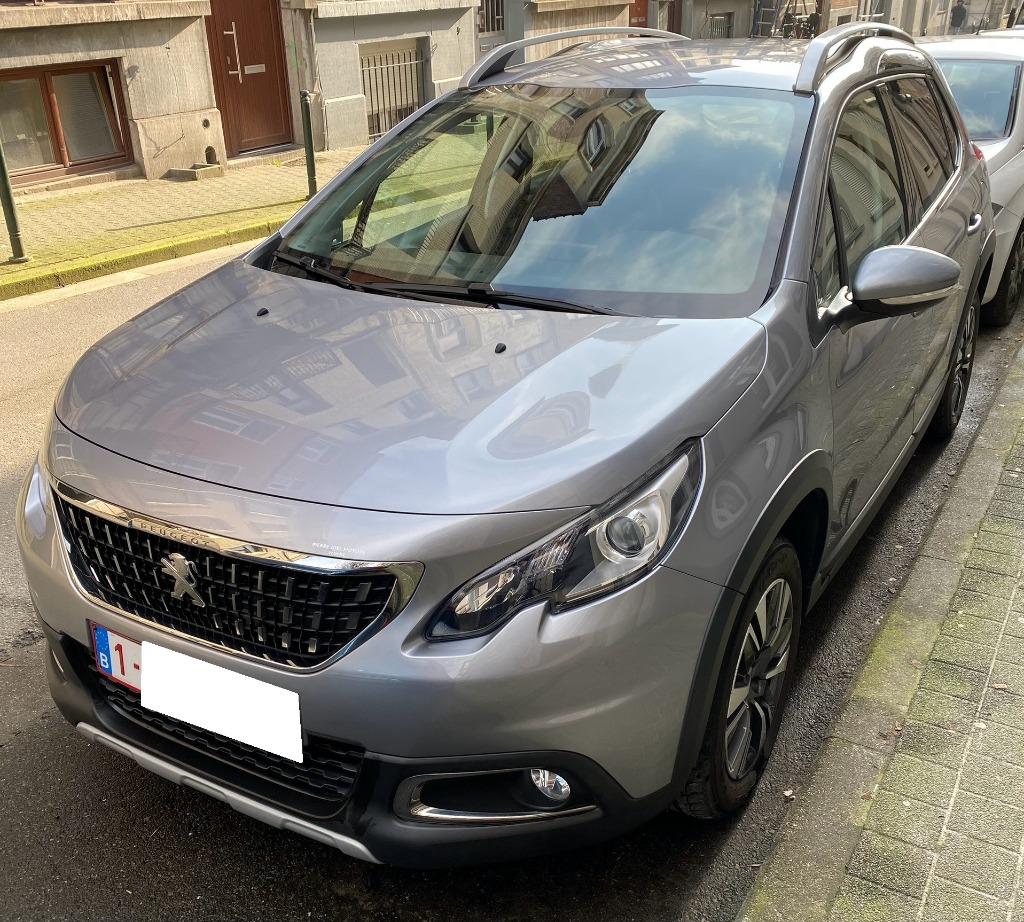 Peugeot 2008 PureTech Allure essence , 11.000€, Autos, Argent ou Gris, Achat, Détection des panneaux routiers, 110 g/km