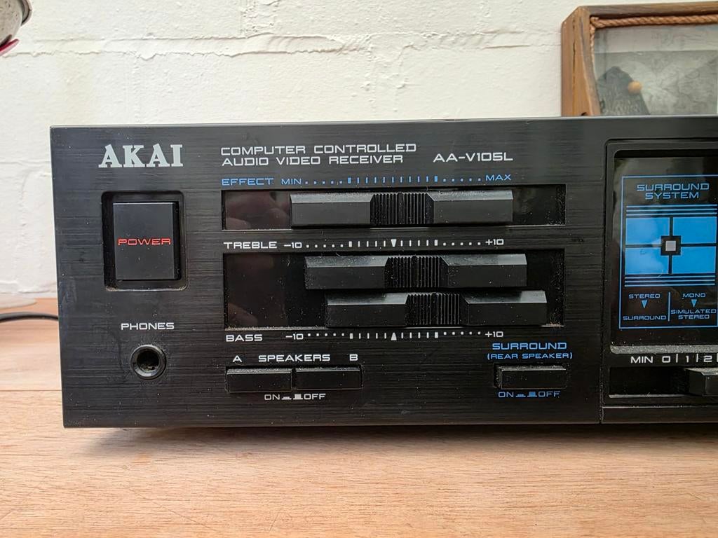 Akai, computer controller audio receiver AA-V105 L, Audio, Tv en Foto, Ophalen, Audio