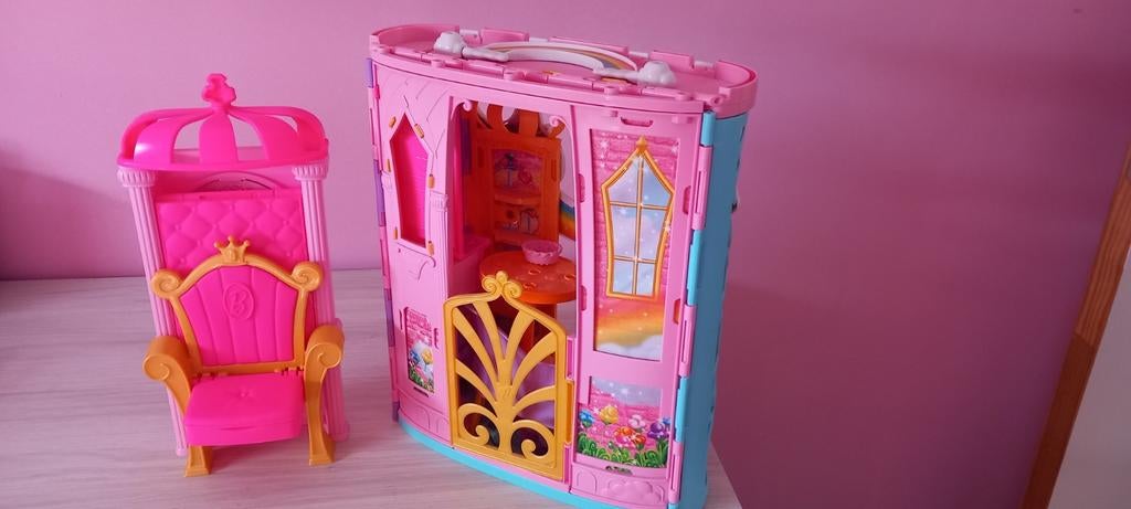 Maison Barbie et lit/chaise, Enlèvement ou Envoi, Comme neuf