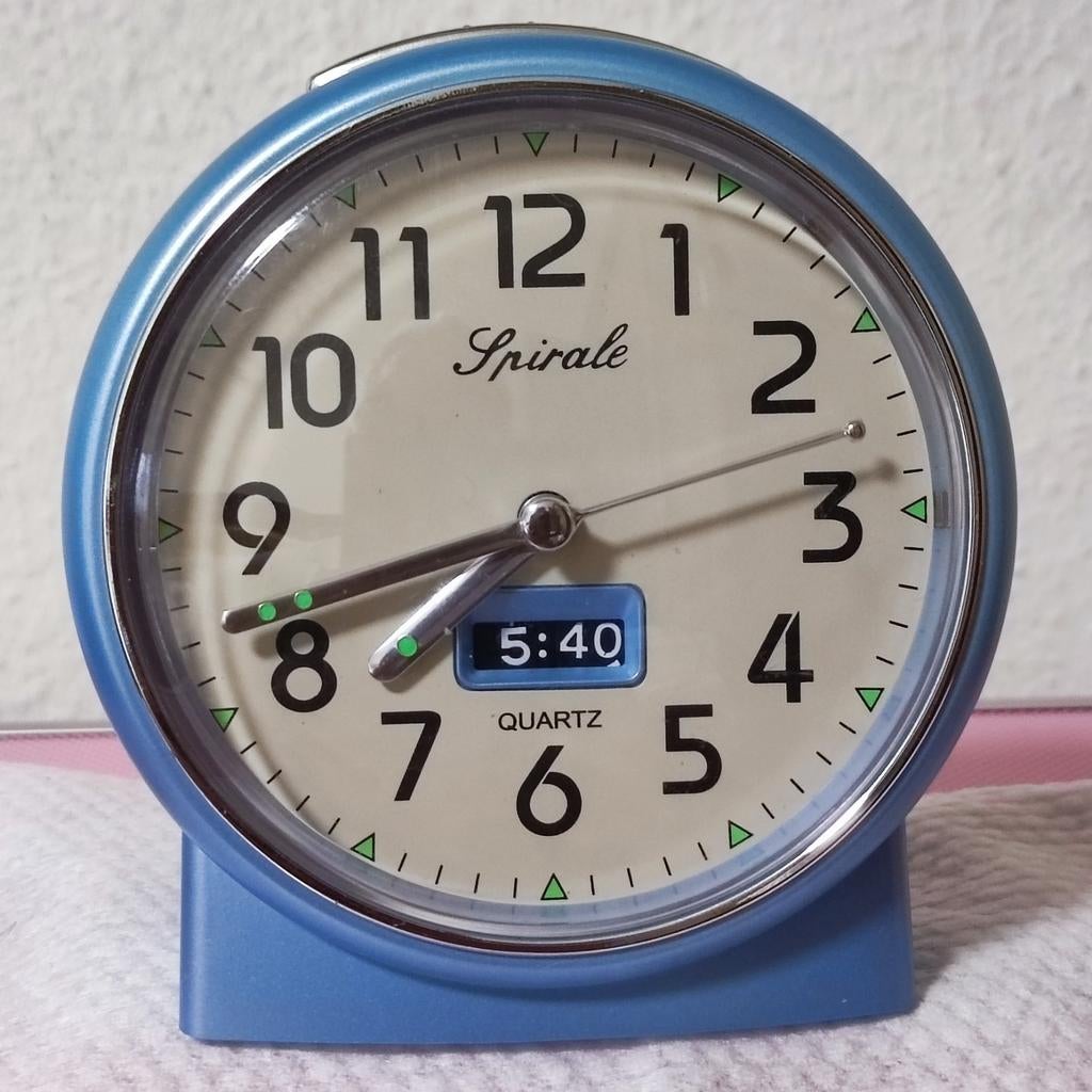 Art Deco kwarts wekker op batterijen, design, vintage en ver, Verzenden