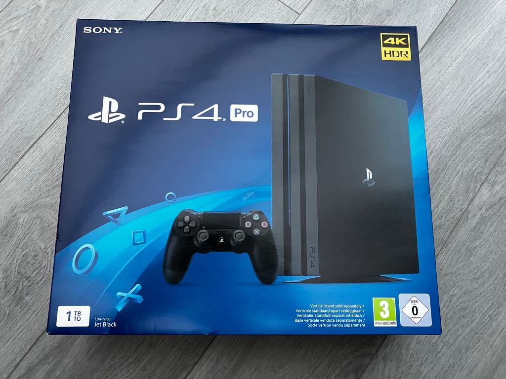 Playstation 4 PRO (1Tb) + 4 Games, Avec 1 manette, Comme neuf, Enlèvement, 1 TB