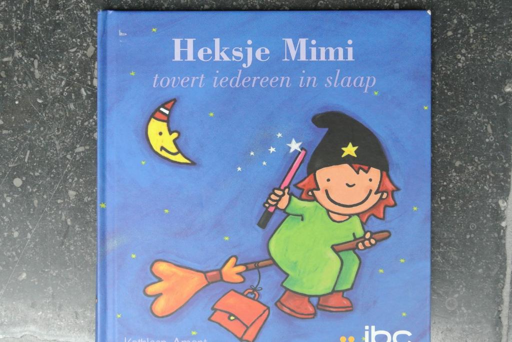 heksje Mimi tovert iedereen in slaap, Boeken, Ophalen of Verzenden