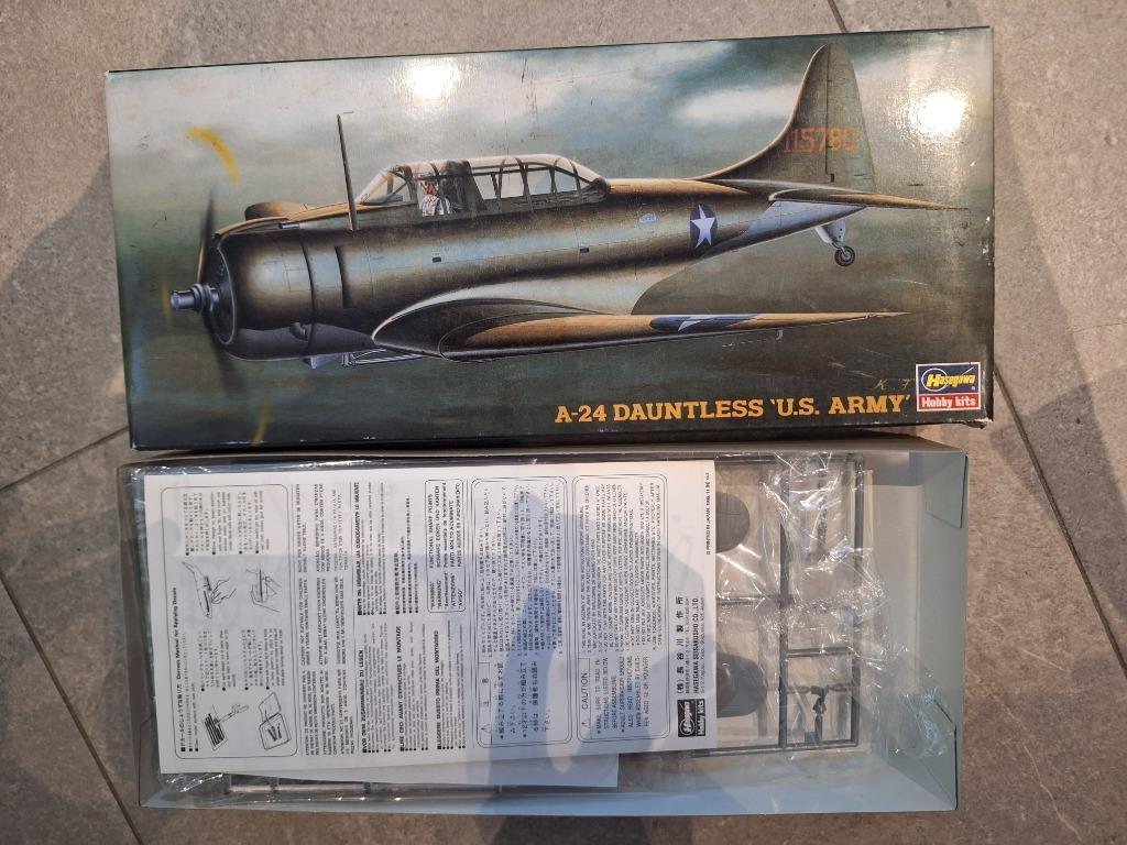 Hasegawa A-24 Dauntless 'U.S. Army', Hobby & Loisirs créatifs, Modélisme | Avions & Hélicoptères, Enlèvement, Hasegawa
