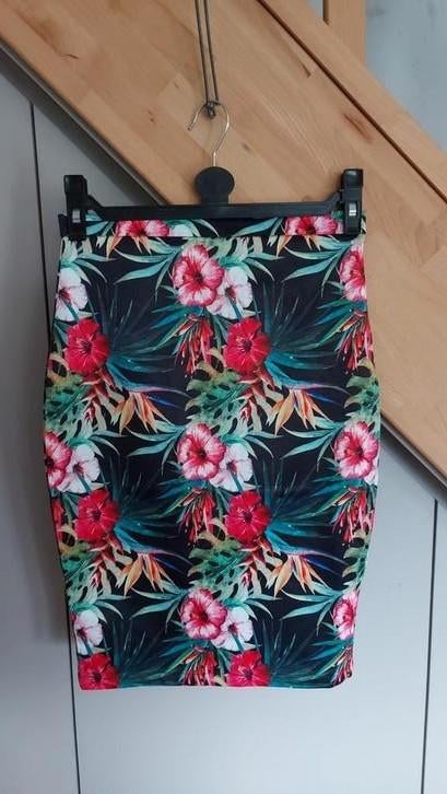 jupe crayon en satin S, Enlèvement ou Envoi, Neuf