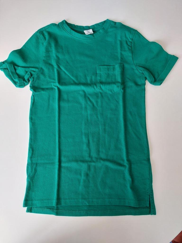 Tshirt korte mouw - groen - maat:146/152 - slechts 2 euro, Enfants & Bébés, Vêtements enfant | Taille 146, Garçon ou Fille, Enlèvement ou Envoi