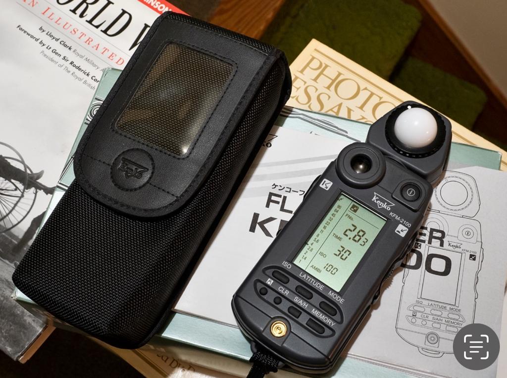 Nieuwstaat Kenko KFM-2100 Lichtmeter Licht Spot Meter 2100, Audio, Tv en Foto, Fotografie | Fotostudio en Toebehoren, Zo goed als nieuw
