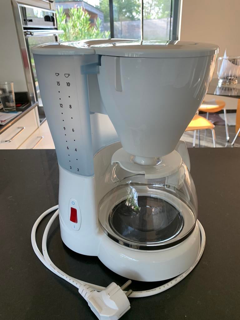Melitta koffiezetapparaat 10 kopjes, Elektronische apparatuur, Koffiezetapparaten, Ophalen, Koffiemachine, Gemalen koffie, Zo goed als nieuw