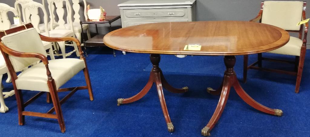 table anglaise + 2 fauteuils + 2 chaises, Enlèvement, Utilisé, Chêne