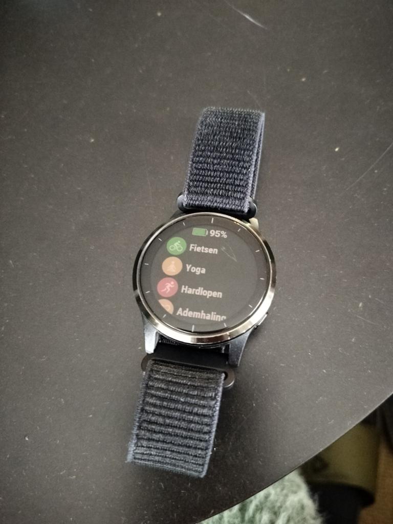 Garmin vivoactive 4, Ophalen