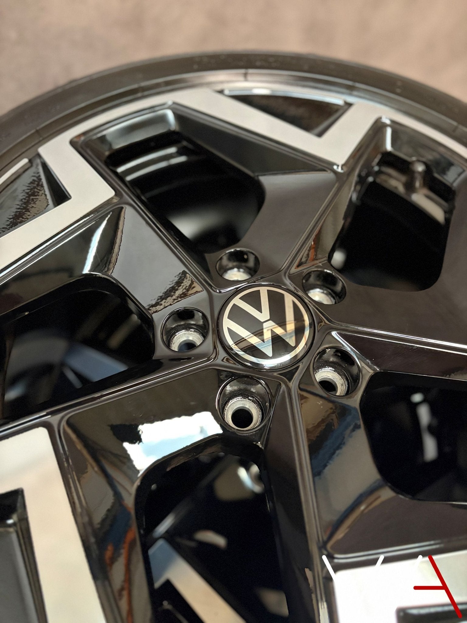 17'' Volkswagen Golf 8 Facelift R-Line Coventry velgen, Pneus et Jantes, Véhicule de tourisme, Pneus été, -
