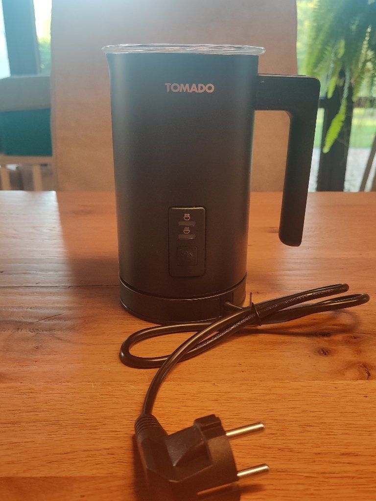 Tomado melkopschuimer, Ophalen, Gebruikt, Elektrische melkopschuimer