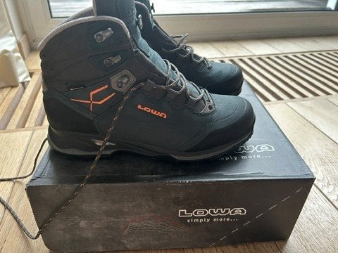 wandelschoenen trekking  voor dames LOWA, Ophalen of Verzenden, Nieuw, Schoenen