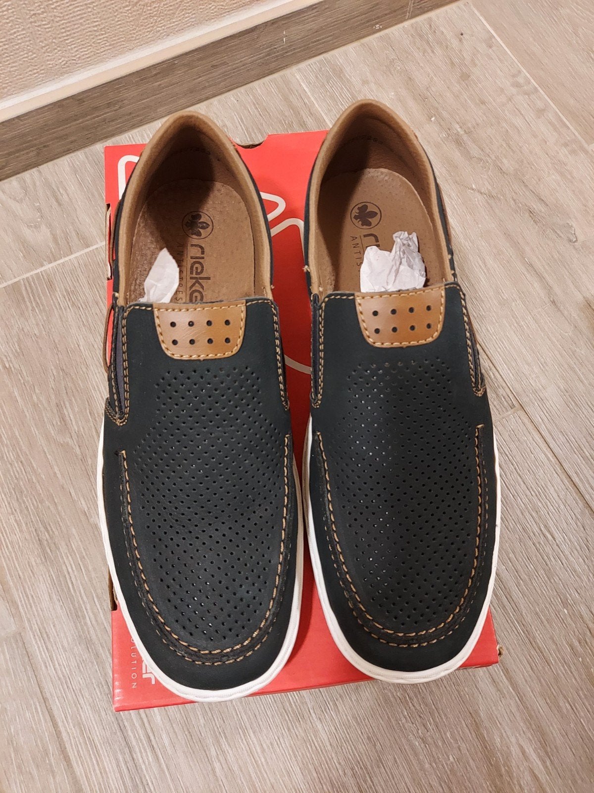 instappers /loafers. 4 paar nieuw in doos. maat 42cm., Ophalen, Nieuw, Loafers
