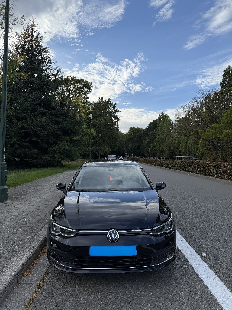 Golf 8 1.0 eTSI  Active, Autos, Achat, Commande vocale, Noir, 5 portes
