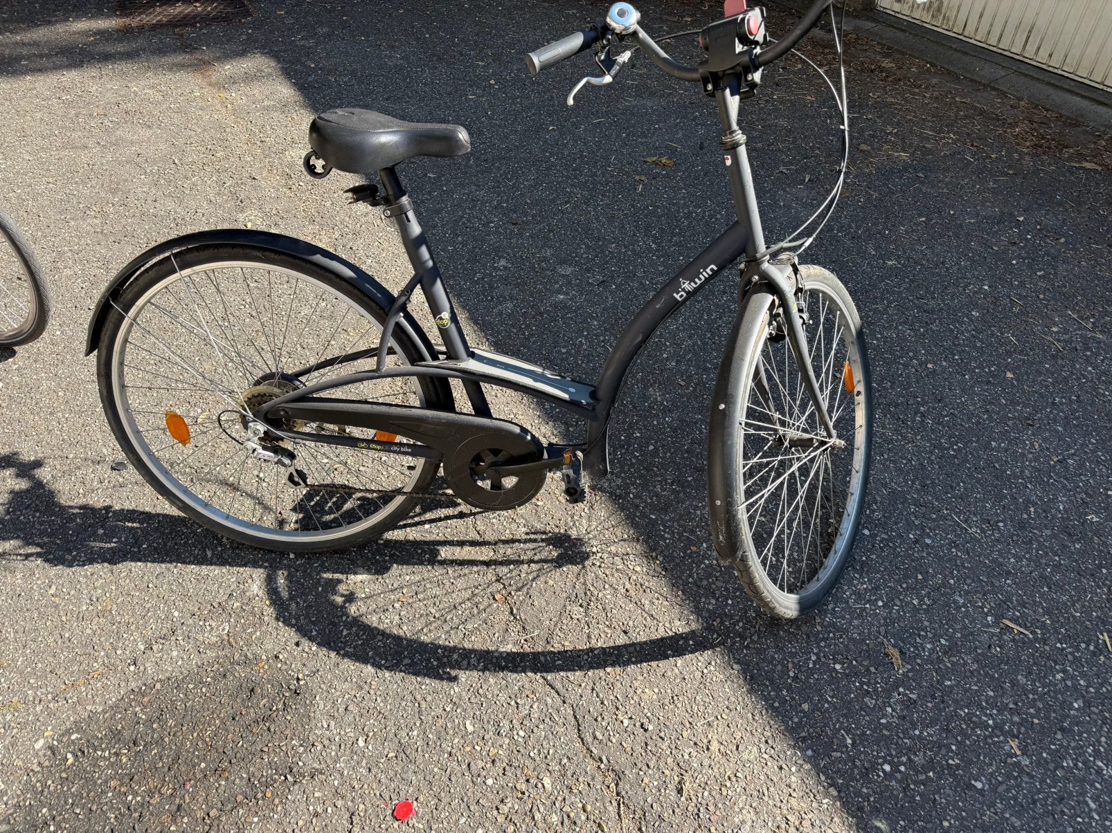 Vélos, Ophalen, Zo goed als nieuw