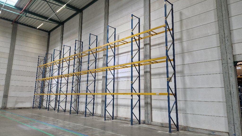 Palletstelling 8m hoog (Totaal lengte 18.19m), Ophalen