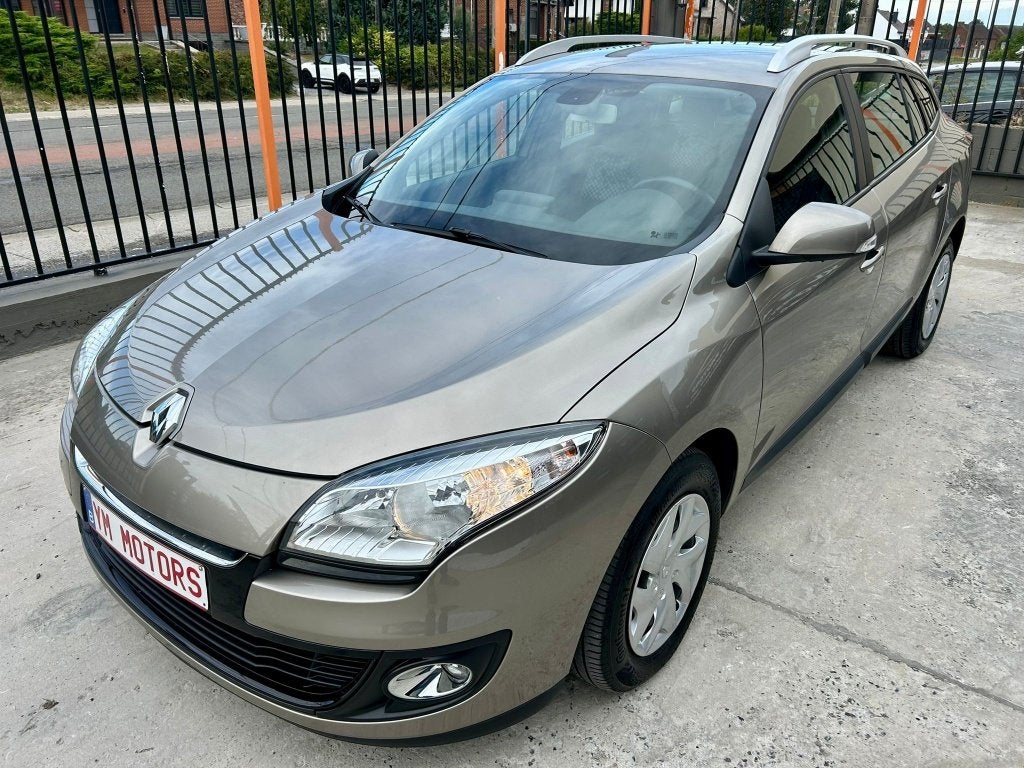 renault megane break 1200cc essence 97.000km annee 12/2013, Achat, 129 g/km, 5 portes, 4 cylindres