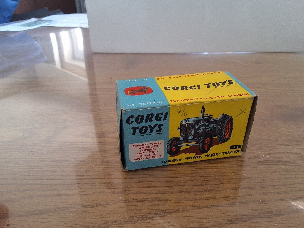 corgi-toys 55 tractor  major, Ophalen of Verzenden, Zo goed als nieuw, Tractor of Landbouw, Corgi
