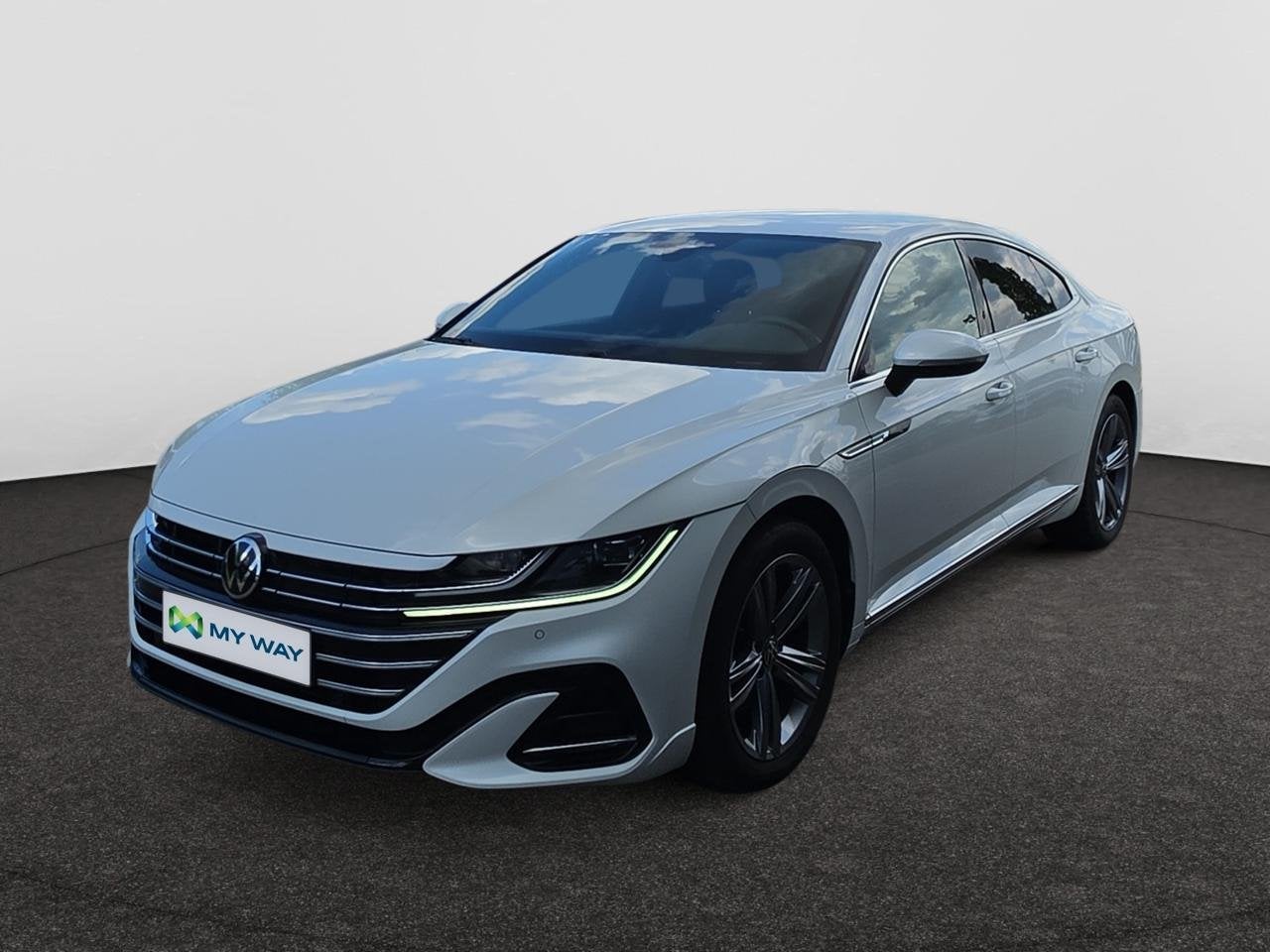 Volkswagen Arteon eHybrid (PHEV) 1.4 R-Line Business OPF DSG, Auto's, Automaat, Arteon, Automatische klimaatregeling, Wit