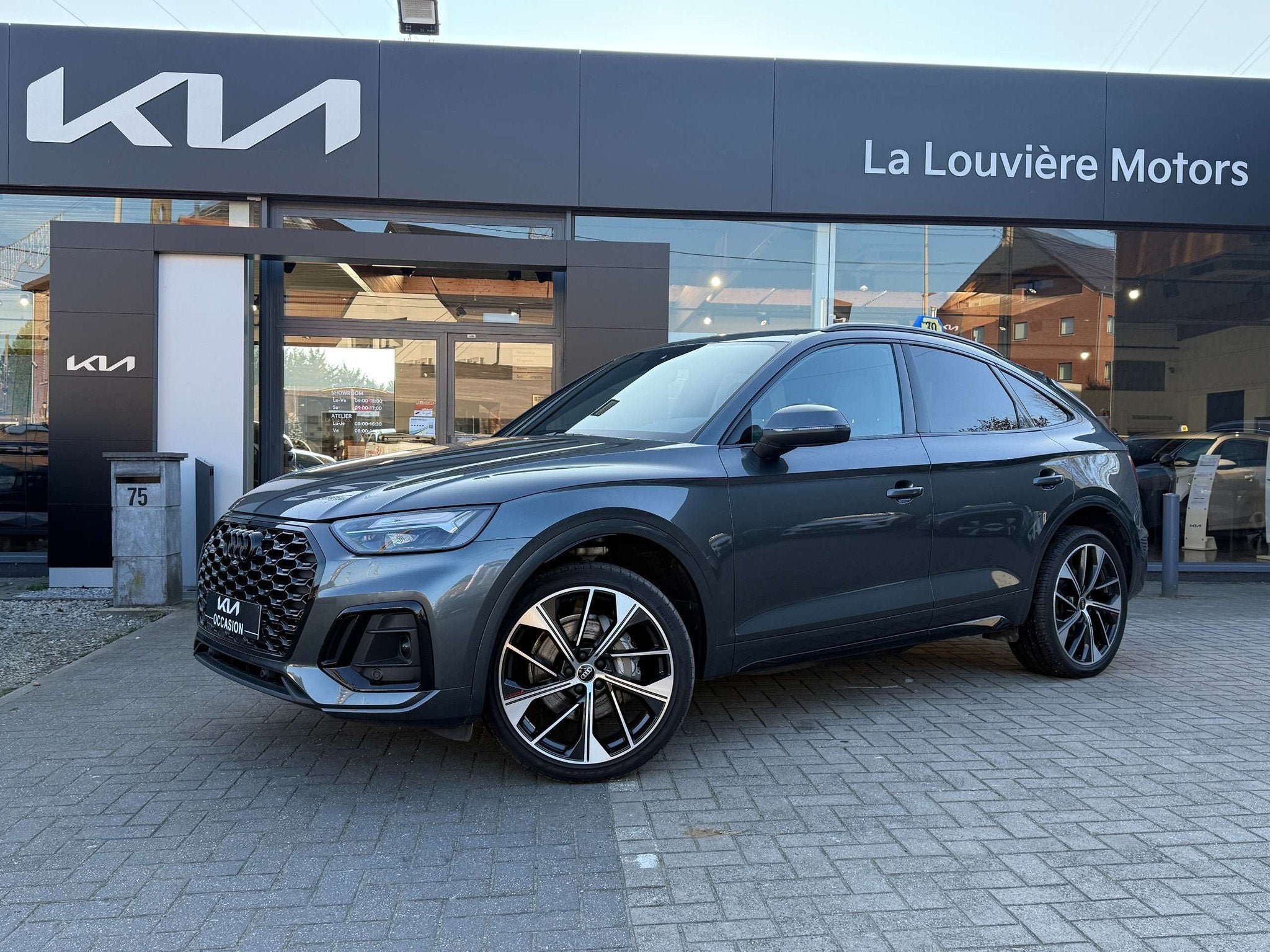Audi Q5 Q5 40 TDi Quattro S line S * FULL *FULL * BOITE AUTO, Autos, Cuir, Argent ou Gris, Achat, Euro 6