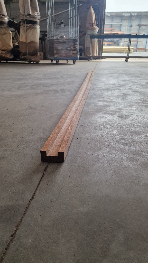 Profilés en U en bois dur, Jardin & Terrasse, Poteaux, Poutres & Planches, Neuf, Planches, 250 cm ou plus, Bois dur, Enlèvement