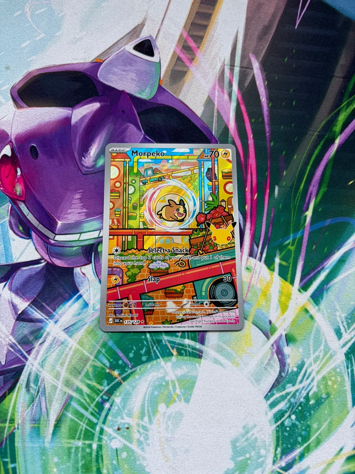 Morpeko 135/128 Illustration Rare 30th Celebration Pokémon, Ophalen of Verzenden, Zo goed als nieuw