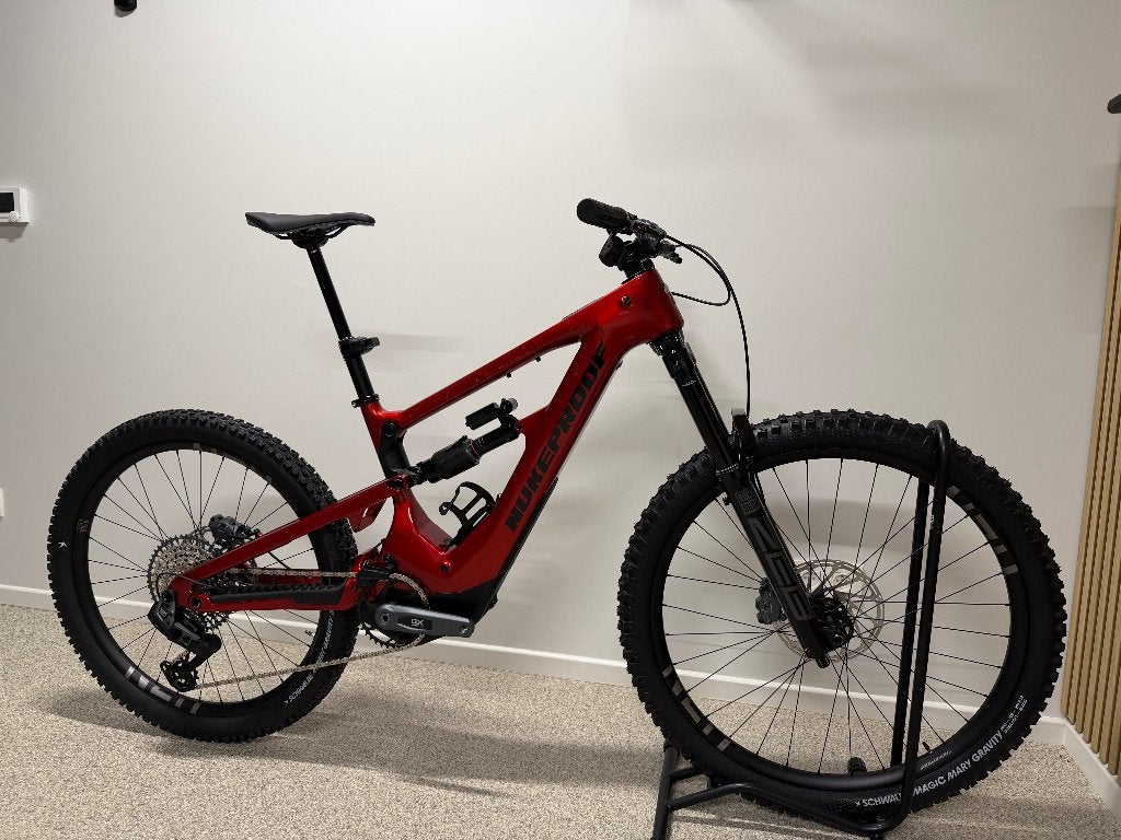 Nukeproof Megawatt 297 Pro 2026 Medium, Neuf, Enlèvement ou Envoi, Nukeproof, 50 km par batterie ou plus