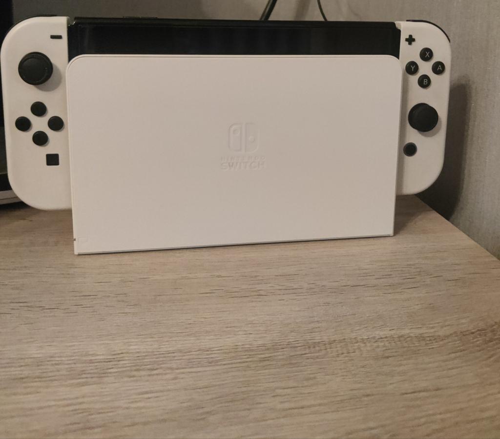 Switch Oled +  games, Enlèvement, Switch OLED